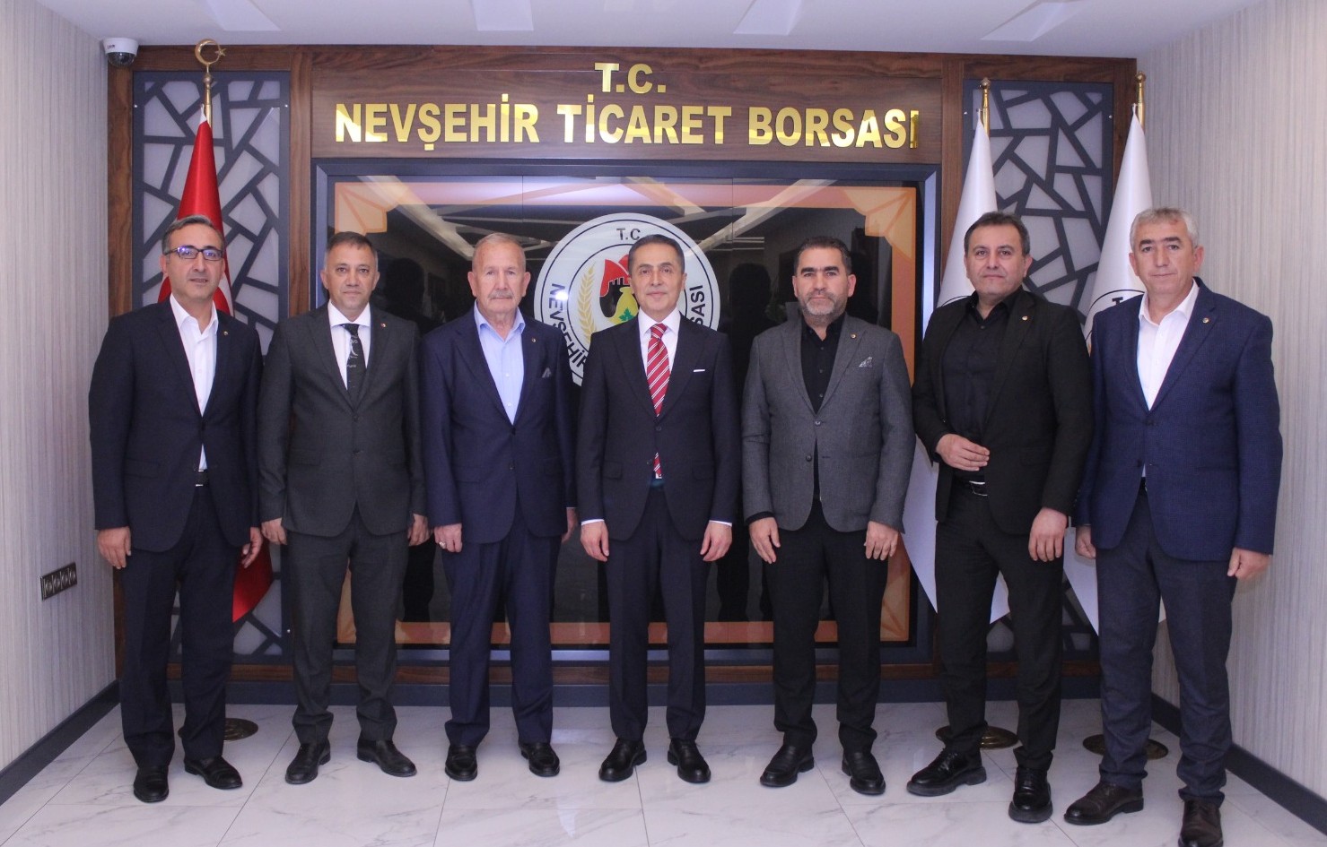 Vali Kök’ten Nevşehir Ticaret Borsası Başkanı Salaş’a Tebrik Ziyareti